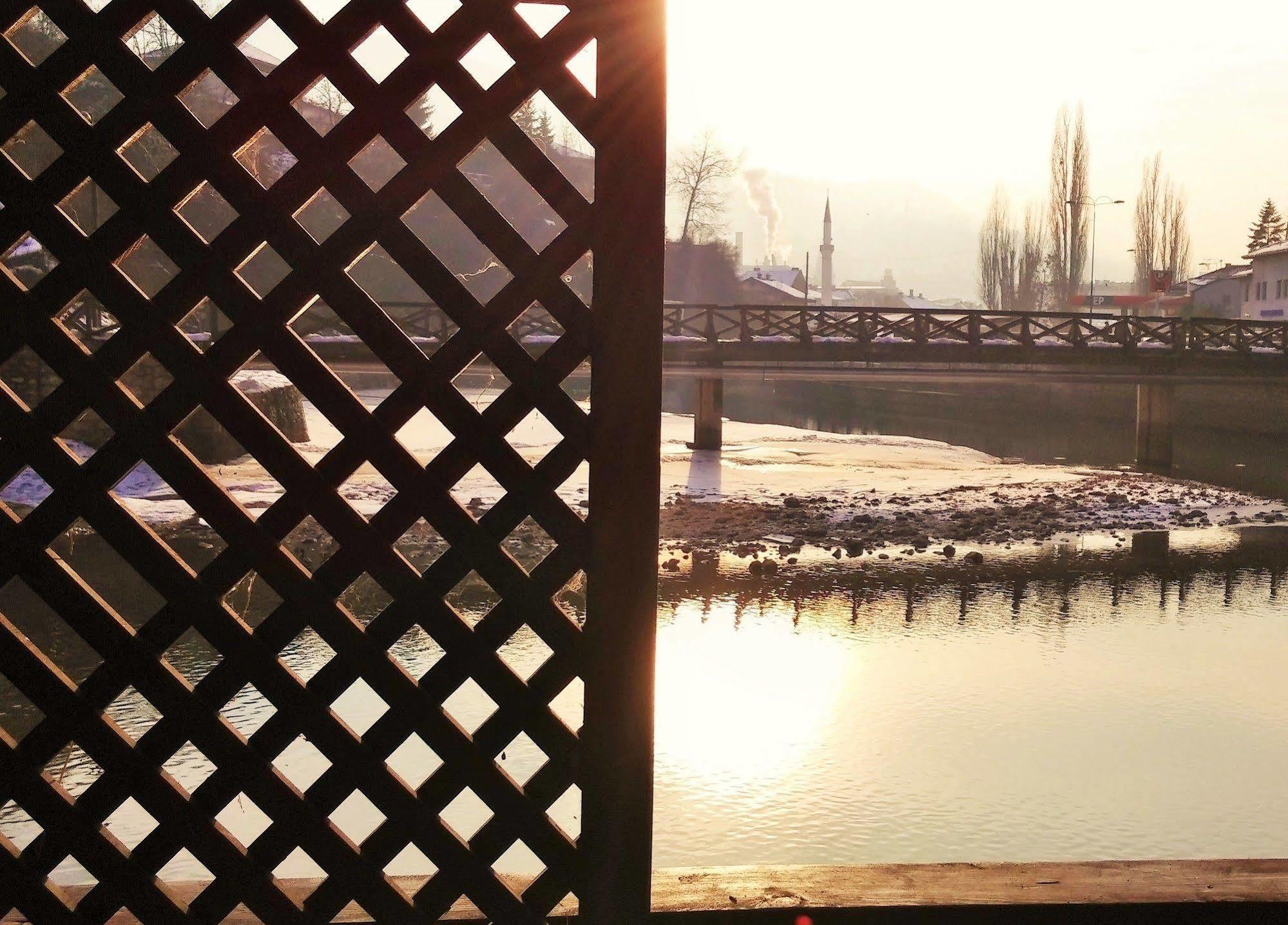 Pansion River Сараево Екстериор снимка
